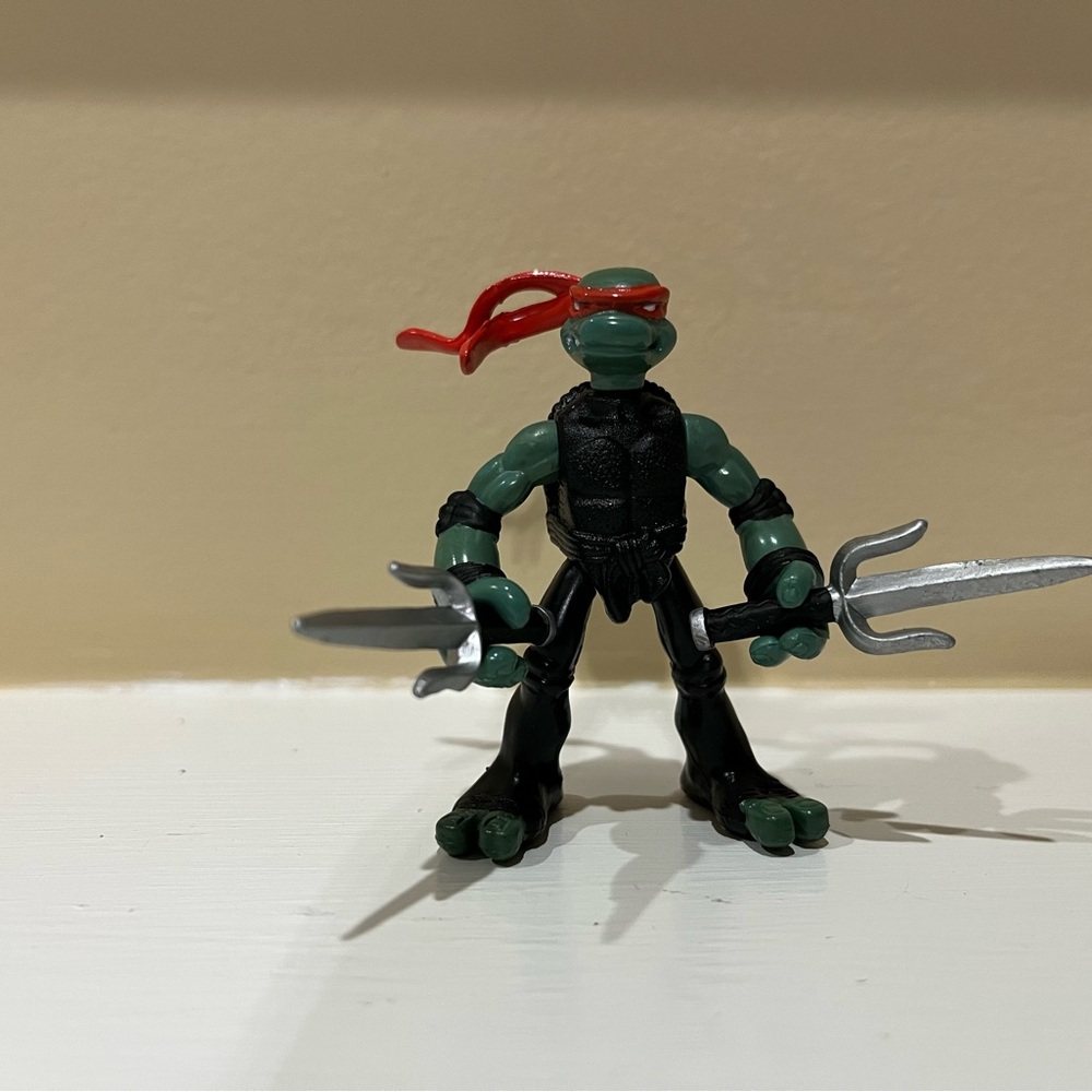 TMNT Teenage Mutant Ninja Turtles Raphael Mini Action Figure Toy
